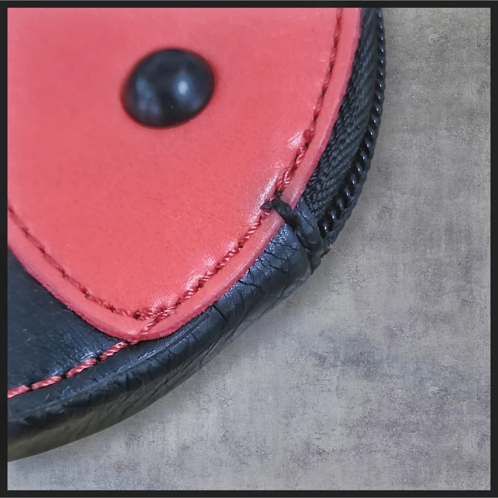 Vintage RELIC Ladybug Round Leather Coin Purse Metal Keychain Zipper Y2K - Picture 7 of 13